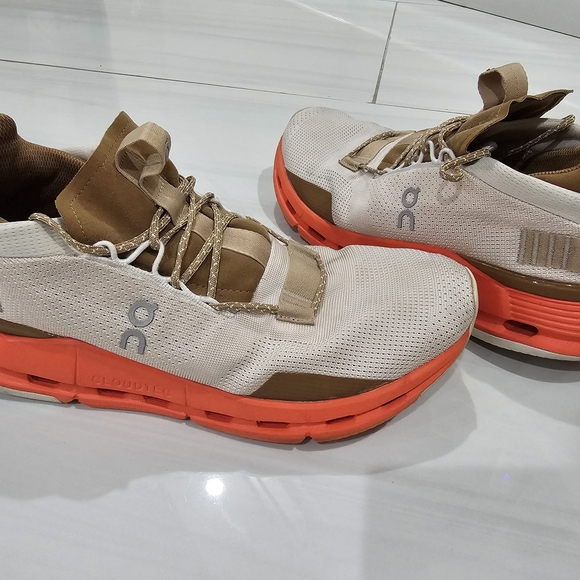 On Cloud Cloudnova Pearl Flame Womens Athletic Shoes in Cream and Orange Size 10 - Picture 1 of 8